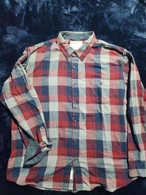 American Threads Red and Blue Plaid Button-Down Shirt